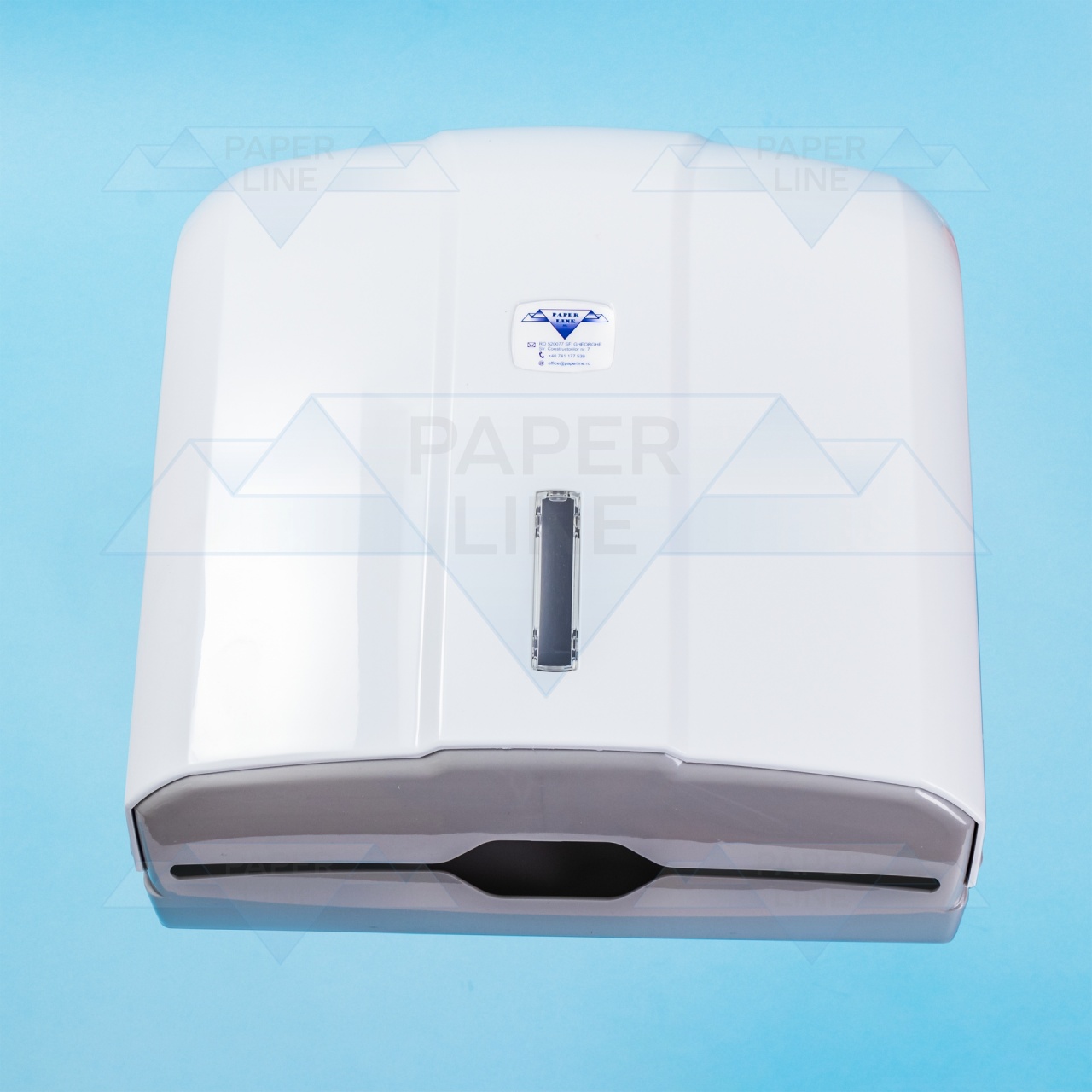 Dispenser pentru prosoape pliate