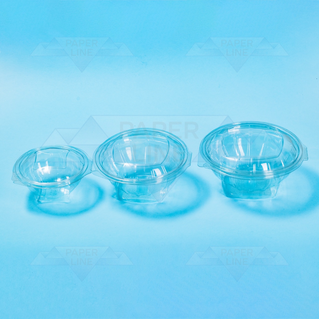 Caserolă cu capac atașat